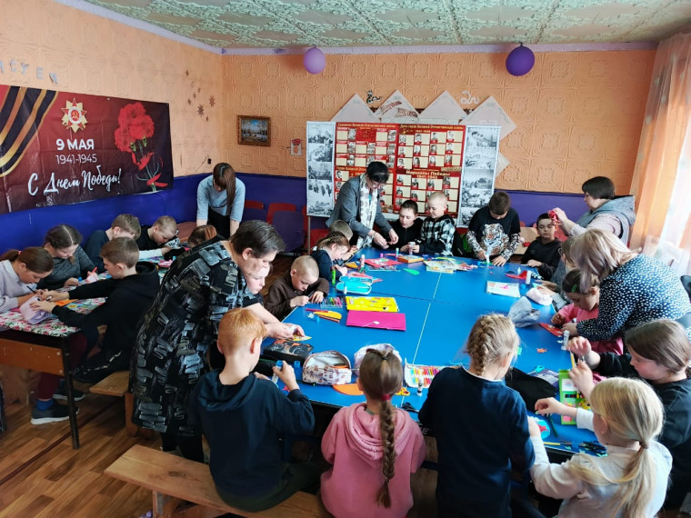 Поздравительные открытки детям войны.